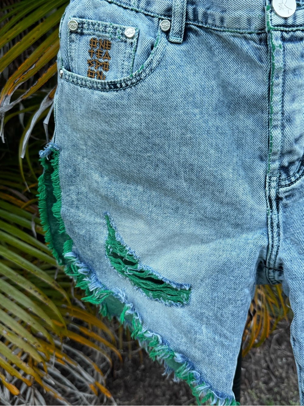Free People x One Teaspoon Frankie shorts size 26 - Picture 8 of 12